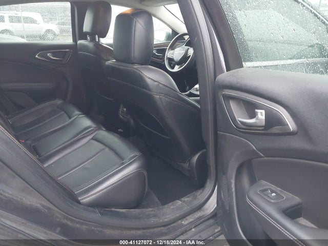 1C3CCCEG3FN511228 Chrysler 200 C