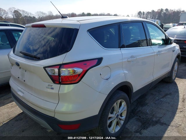 Ford ESCAPE SE 2017 1FMCU9G93HUE43978 Image 4