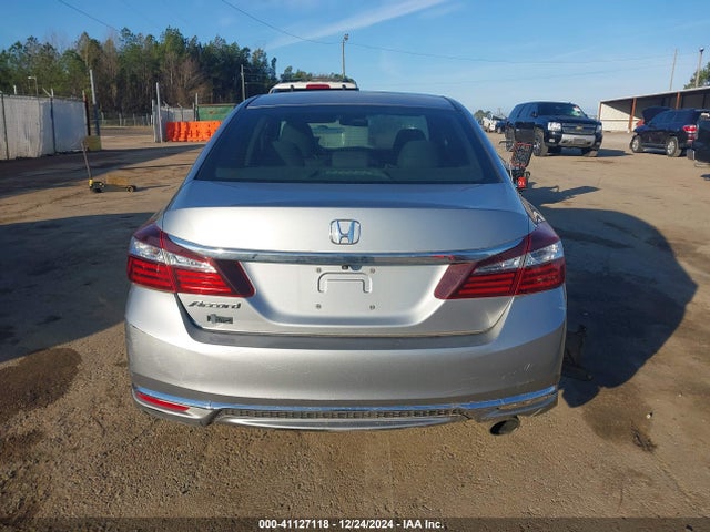 Honda ACCORD LX 2017 1HGCR2F37HA175840 Image 17