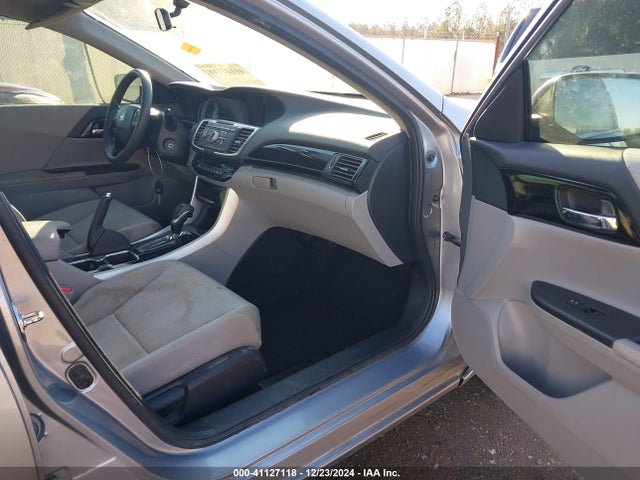 Honda ACCORD LX 2017 1HGCR2F37HA175840 Image 5
