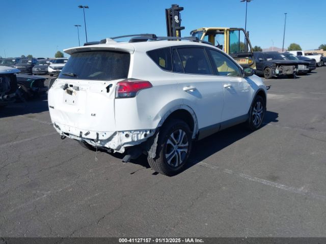 JTMZFREVXJJ196751 Toyota RAV4 LE