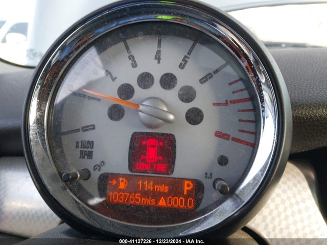 2008 MINI COOPER WMWMM335X8TP87044 Photo 6