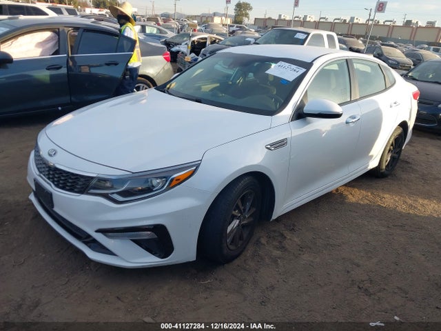 KIA Optima Lx 2019 5XXGT4L30KG358056 Image 2