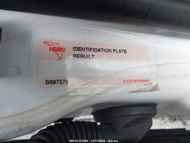 1C4PJLAB3GW258601 Jeep Cherokee Sport