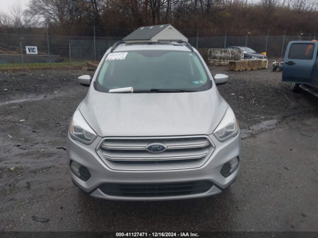 1FMCU9HD8JUA60238 Ford ESCAPE SEL
