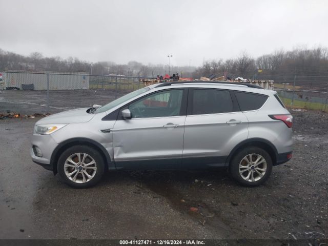 1FMCU9HD8JUA60238 Ford ESCAPE SEL