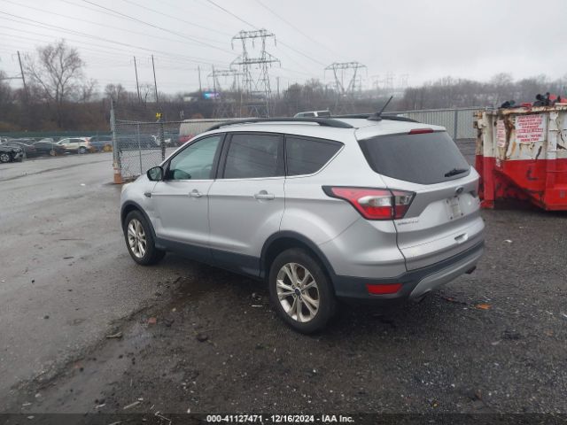 1FMCU9HD8JUA60238 Ford ESCAPE SEL
