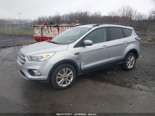 1FMCU9HD8JUA60238 Ford ESCAPE SEL