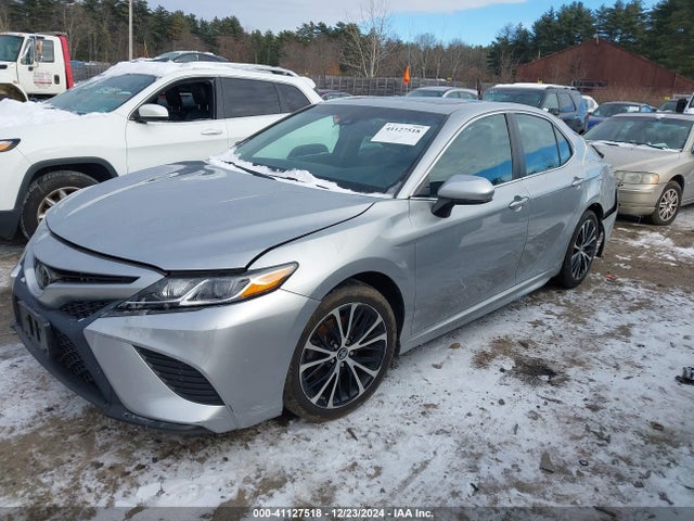 4T1B11HK2JU641688 Toyota CAMRY SE