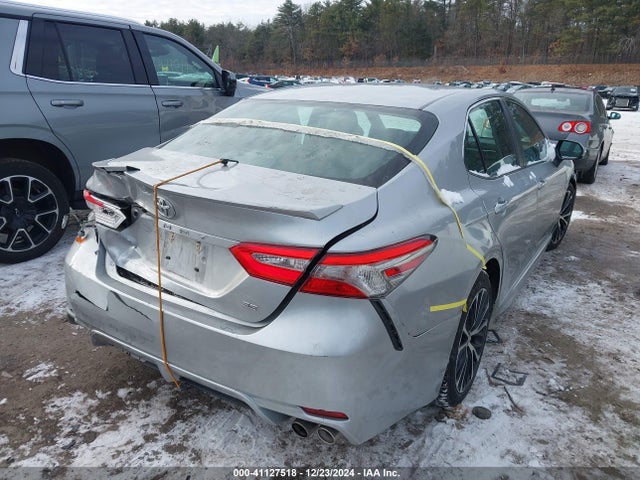 4T1B11HK2JU641688 Toyota CAMRY SE