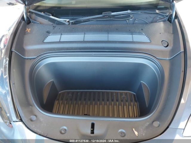 7SAYGDED0PF963061 Tesla Model Y Rwd