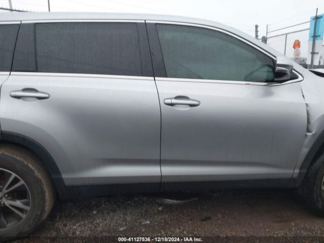 5TDZZRFH0KS293817 Toyota Highlander Le Plus