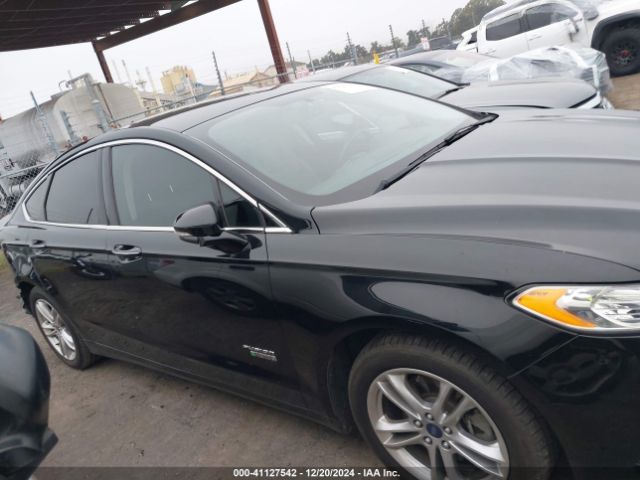 3FA6P0SU2GR229947 Ford Fusion Energi Titanium