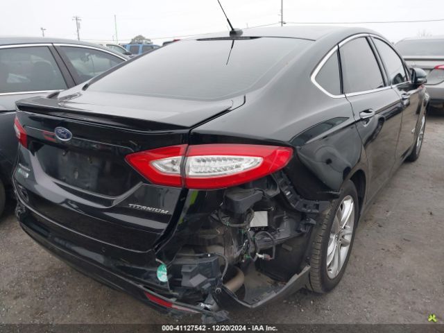 3FA6P0SU2GR229947 Ford Fusion Energi Titanium