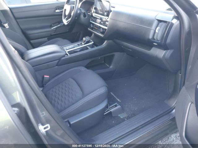 5N1DR3BB8NC236842 Nissan Pathfinder Sv 2wd