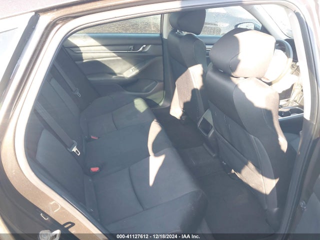Honda ACCORD LX 2018 1HGCV1F17JA232998 Image 8