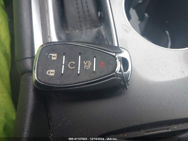 1G1ZD5ST2JF131860 Chevrolet MALIBU LT
