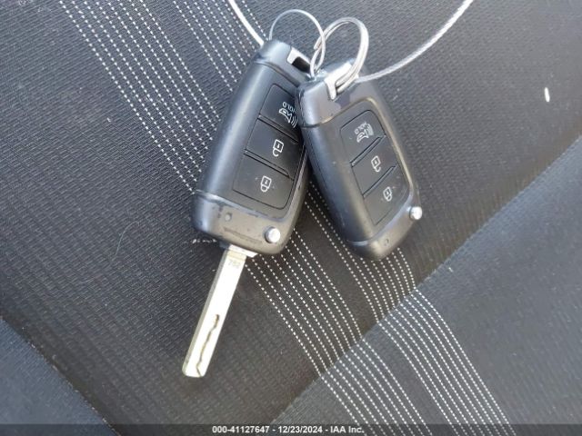 KMHRC8A30LU060889 Hyundai Venue Sel
