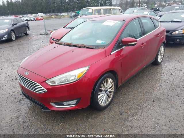 Ford Focus Titanium 2015 1FADP3N2XFL344618 Image 2