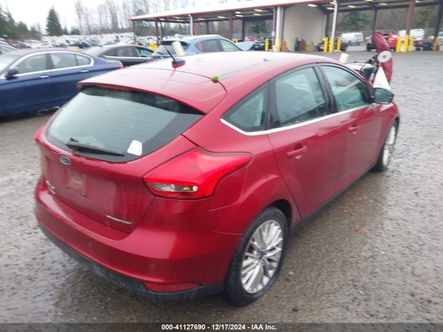 Ford Focus Titanium 2015 1FADP3N2XFL344618 Image 4