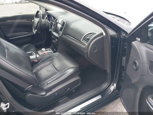 Chrysler 300C 2016 2C3CCAEG0GH342347 Image 5