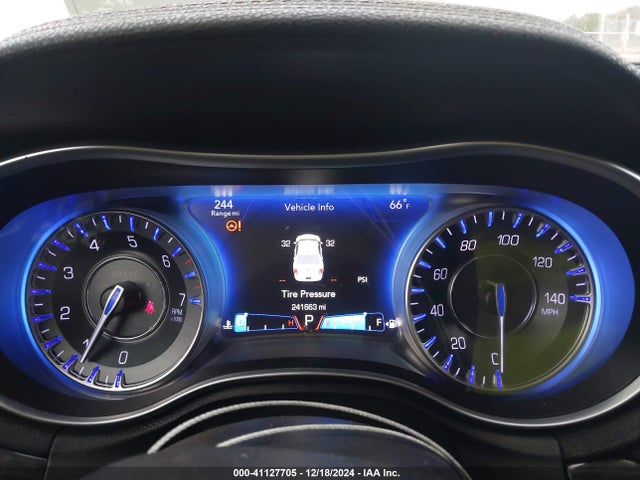Chrysler 300C 2016 2C3CCAEG0GH342347 Image 7