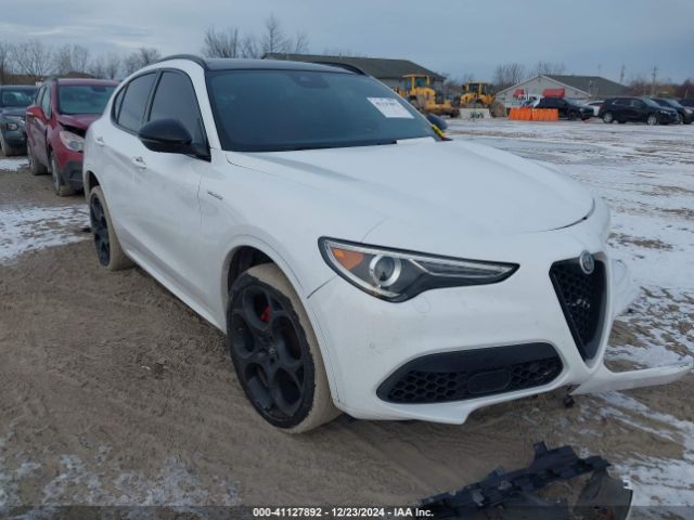 2022 ALFA ROMEO STELVIO ZASPAKBN9N7D30435
