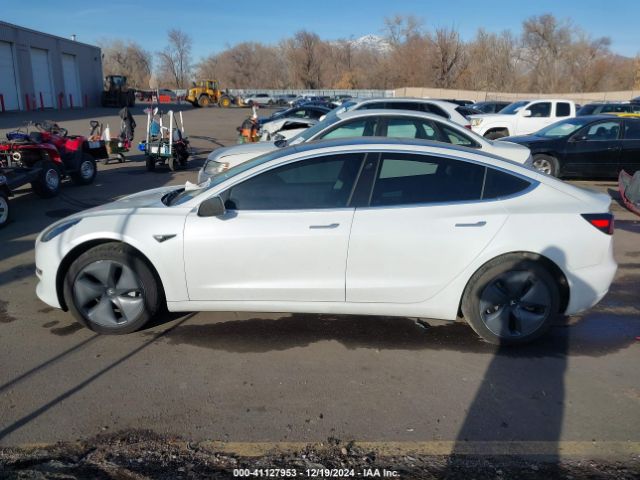 5YJ3E1EA9KF483711 Tesla MODEL 3