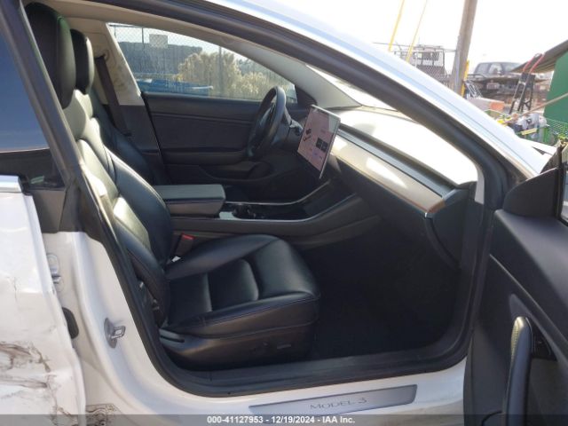 5YJ3E1EA9KF483711 Tesla MODEL 3