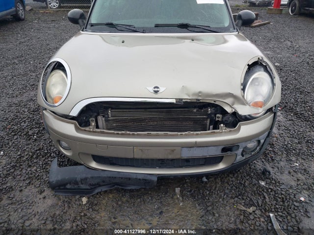 2009 MINI COOPER WMWMF335X9TW75064 Photo 5