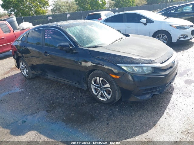 Honda Civic Lx 2018 2HGFC2F51JH582009 Image 19