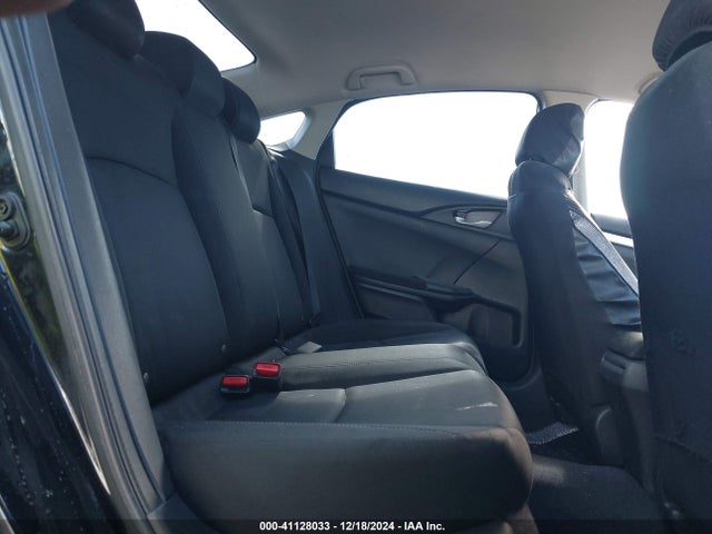 Honda Civic Lx 2018 2HGFC2F51JH582009 Image 8