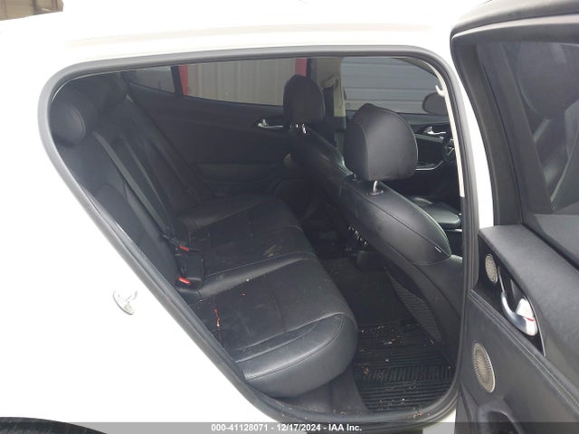 KIA Stinger Premium 2018 KNAE25LA2J6035359 Image 8