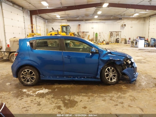 Chevrolet Sonic Lt Auto 2017 1G1JD6SB1H4104553 Image 13