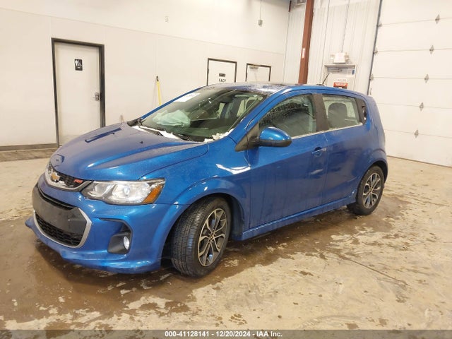 Chevrolet Sonic Lt Auto 2017 1G1JD6SB1H4104553 Image 2
