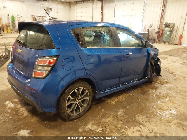 Chevrolet Sonic Lt Auto 2017 1G1JD6SB1H4104553 Image 4