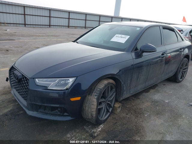 Audi A4 2.0t Premium 2017 WAUANAF40HN062001 Image 2
