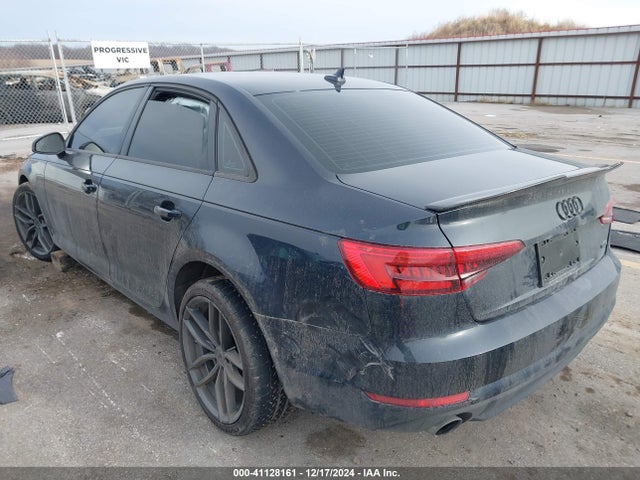 Audi A4 2.0t Premium 2017 WAUANAF40HN062001 Image 3
