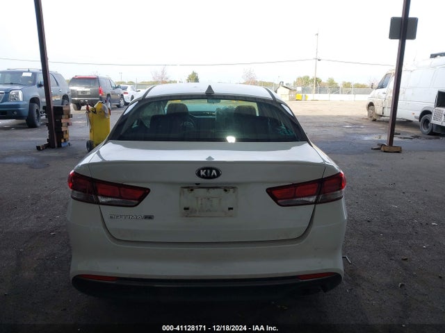 KIA Optima Lx 2016 KNAGT4L35G5105419 Image 16