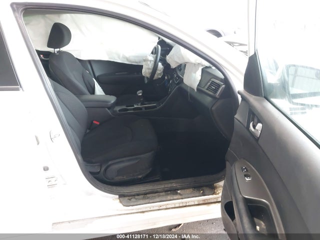 KIA Optima Lx 2016 KNAGT4L35G5105419 Image 5
