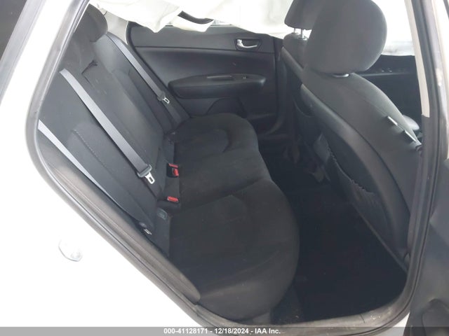 KIA Optima Lx 2016 KNAGT4L35G5105419 Image 8