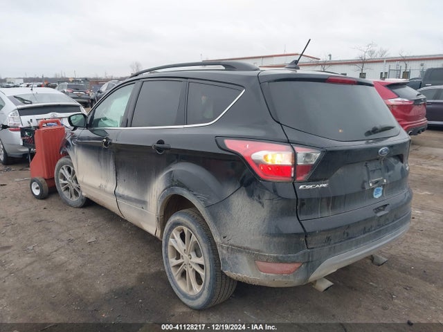 1FMCU9GD7JUA90543 Ford ESCAPE SE