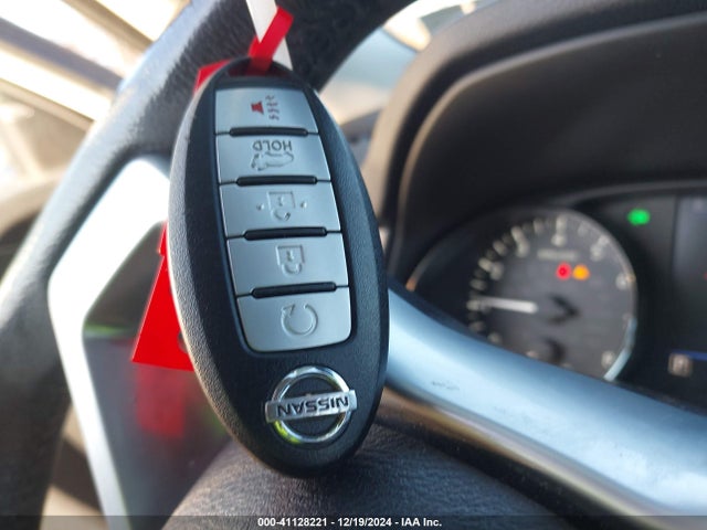 Nissan ROGUE SV 2018 KNMAT2MV0JP537053 Image 11