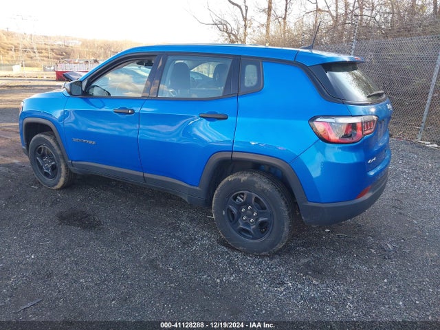 3C4NJDAB9KT846997 Jeep Compass Sport 4x4