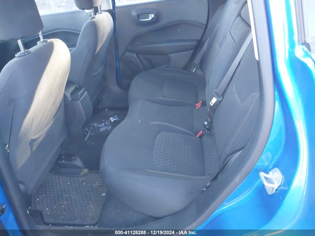 3C4NJDAB9KT846997 Jeep Compass Sport 4x4