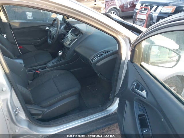 Ford FOCUS SE 2015 1FADP3F20FL206827 Image 5