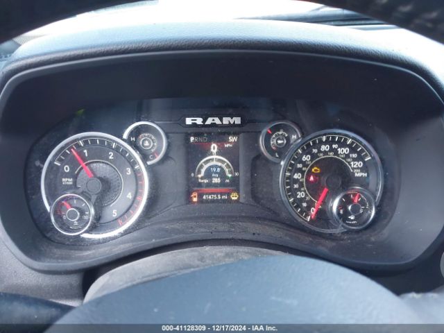3C6UR5DLXRG266537 RAM 2500 Big Horn  4x4 6'4 Box