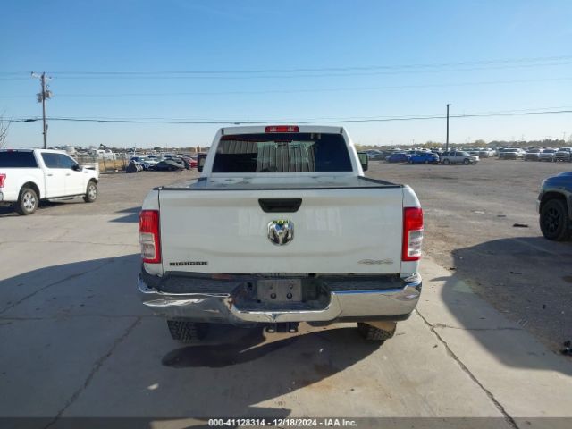 3C6UR5DL0RG113827 RAM 2500 Big Horn  4x4 6'4 Box