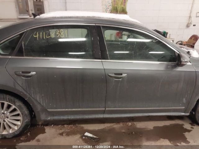 1VWBS7A33GC068965 Volkswagen Passat 1.8t Se