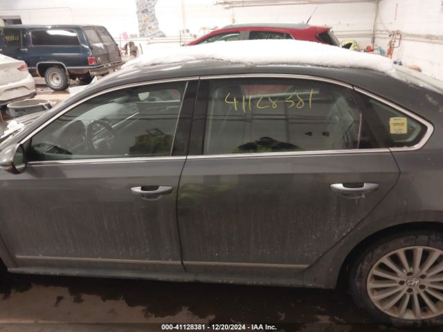 1VWBS7A33GC068965 Volkswagen Passat 1.8t Se